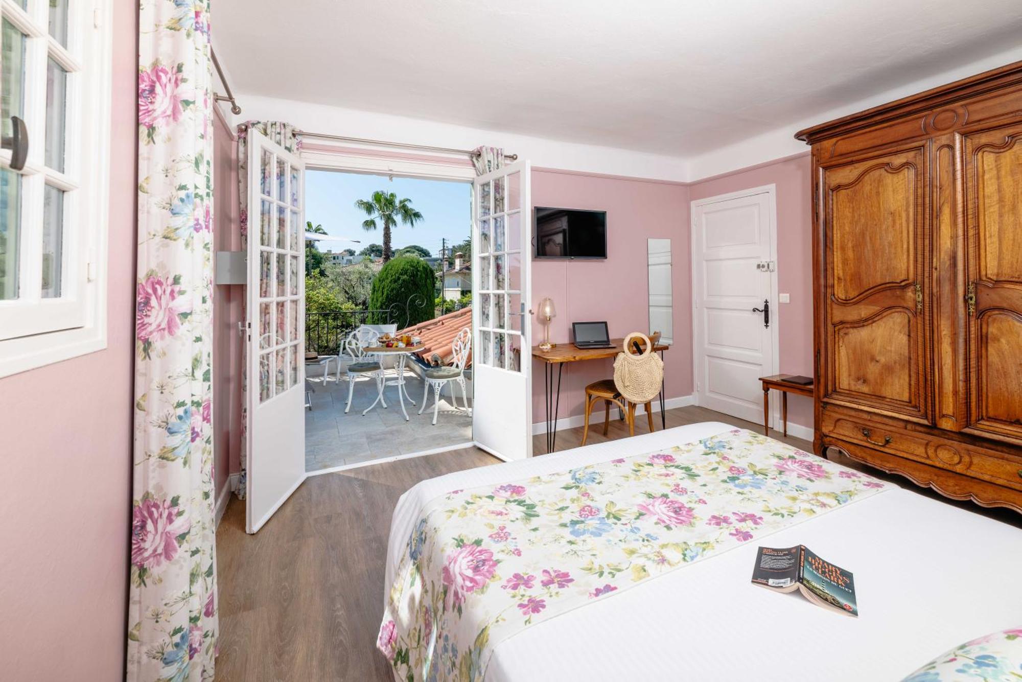 Hotel Mas Djoliba Antibes Zimmer foto