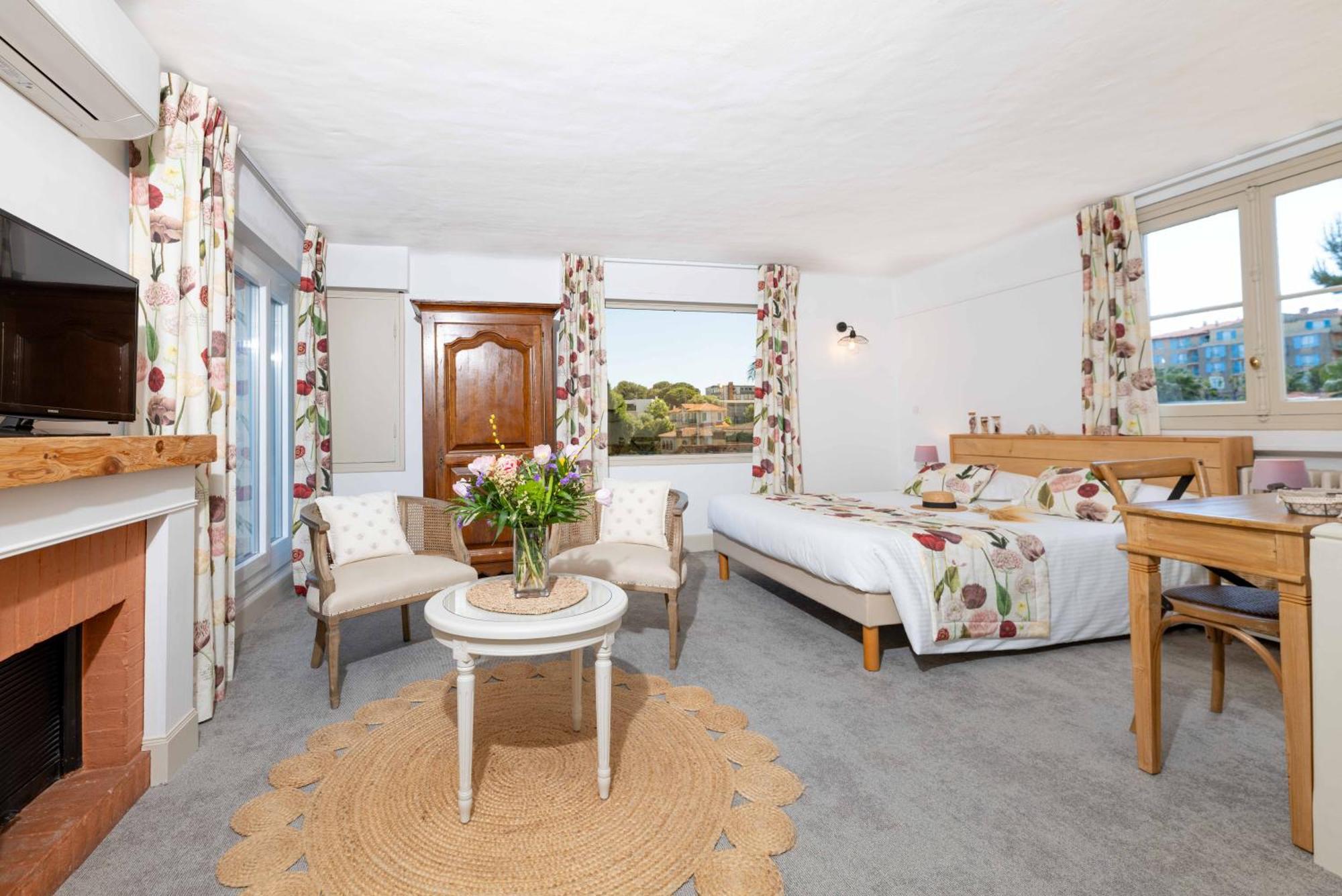 Hotel Mas Djoliba Antibes Exterior foto